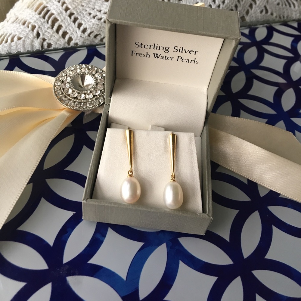 HP ✨sterling silver fresh water pearls earrings